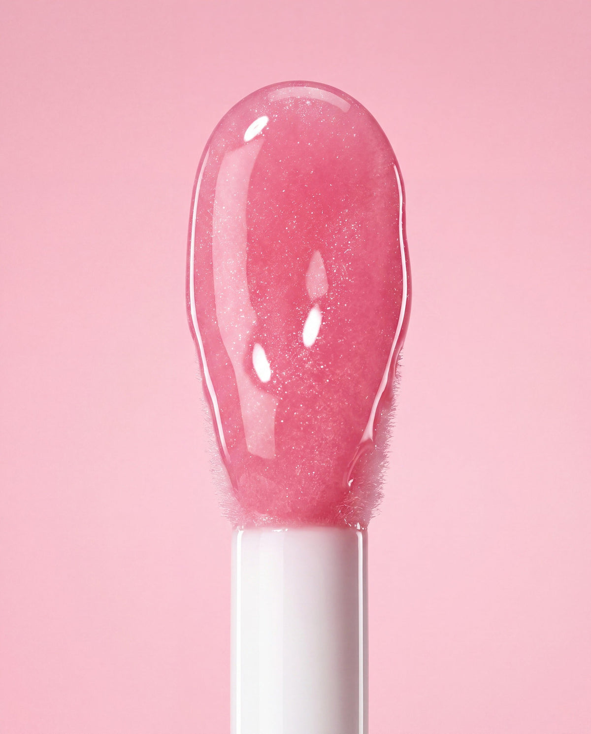 Ruby Claire Dream Lip Oil in Pink Cloud — macro applicator